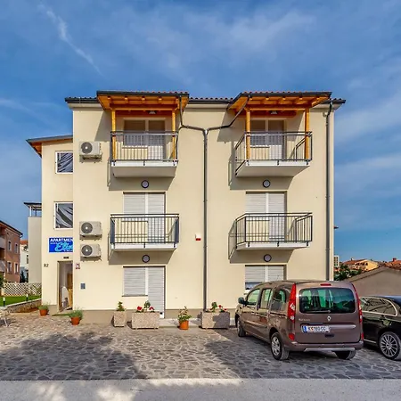 Apartments Elin Medulin Exterior photo