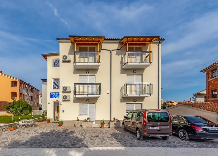 Apartments Elin